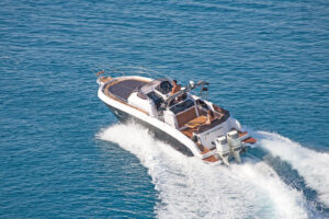 Ranieri NEXT 370 SH neuf disponible chez AL2M NAUTISME ARCACHON