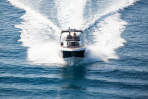 Ranieri NEXT 370 SH neuf disponible chez AL2M NAUTISME ARCACHON