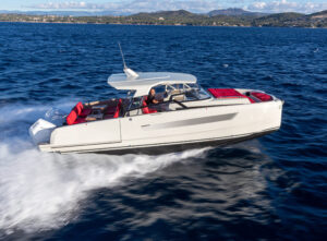 YOT 36 POWER CATAMARAN disponible à Arcachon - AL2M NAUTISME ARCACHON