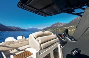 BWA PREMIUM 32 neuf 2027 poste de pilotage