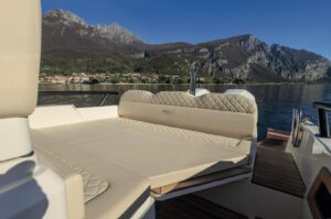 BWA PREMIUM 32 neuf 2027 bain de soleil arrière