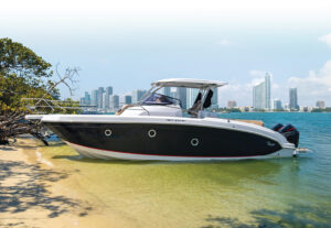 Ranieri NEXT 370 SH neuf disponible chez AL2M NAUTISME ARCACHON