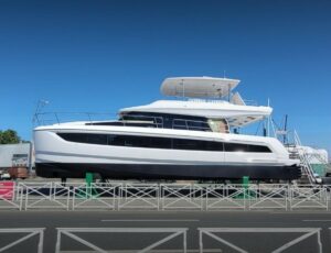 YOT 53 Power Catamaran - AL2M Nautisme