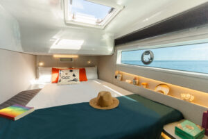 YOT 41 POWER CATAMARAN